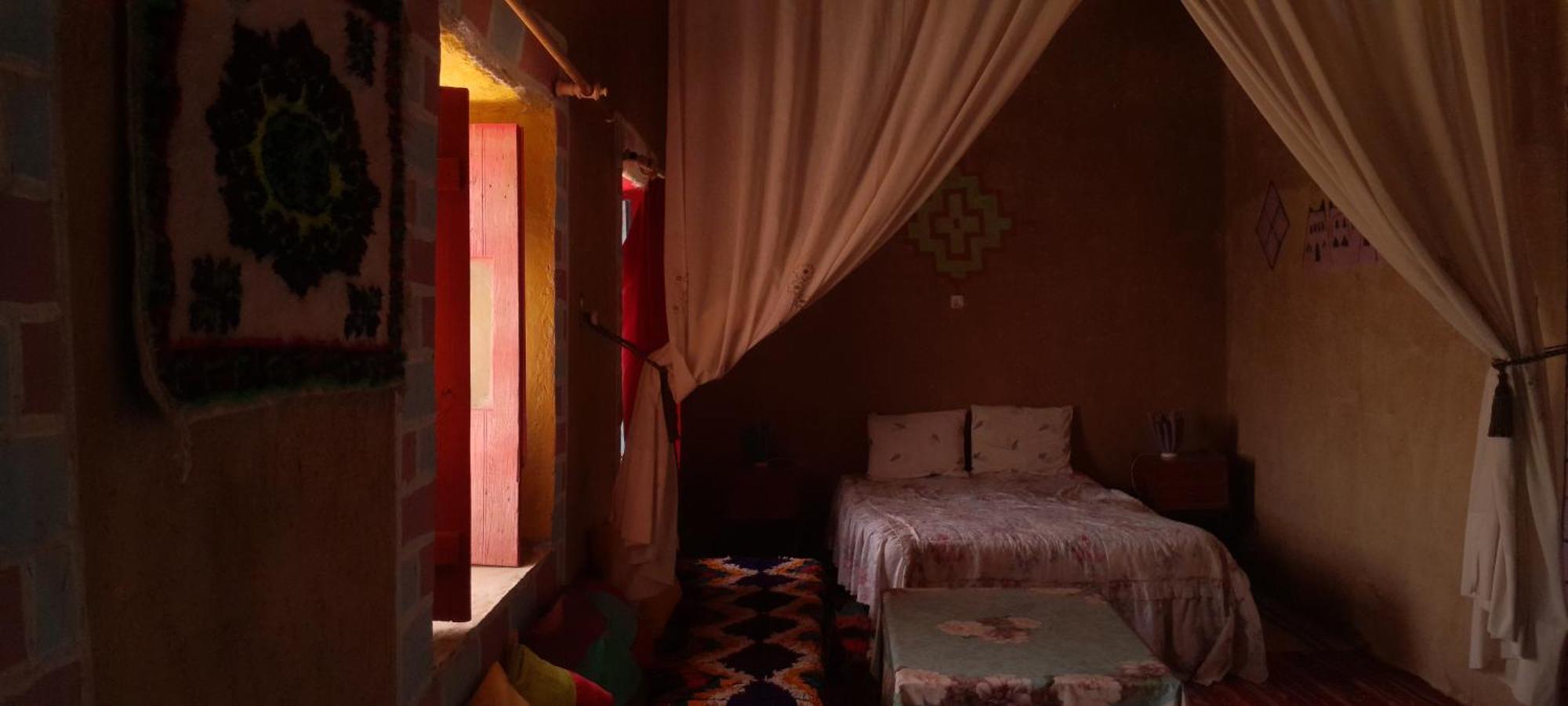 Oasis Travel Bed and Breakfast Tazouka Kamer foto