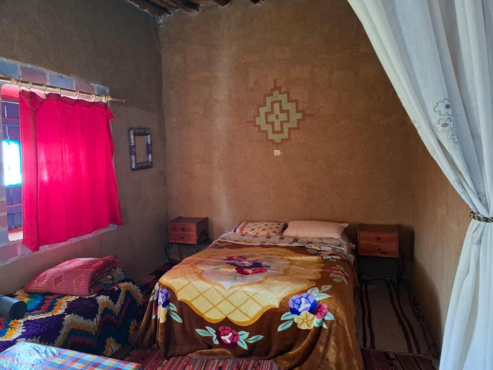 Oasis Travel Bed and Breakfast Tazouka Buitenkant foto